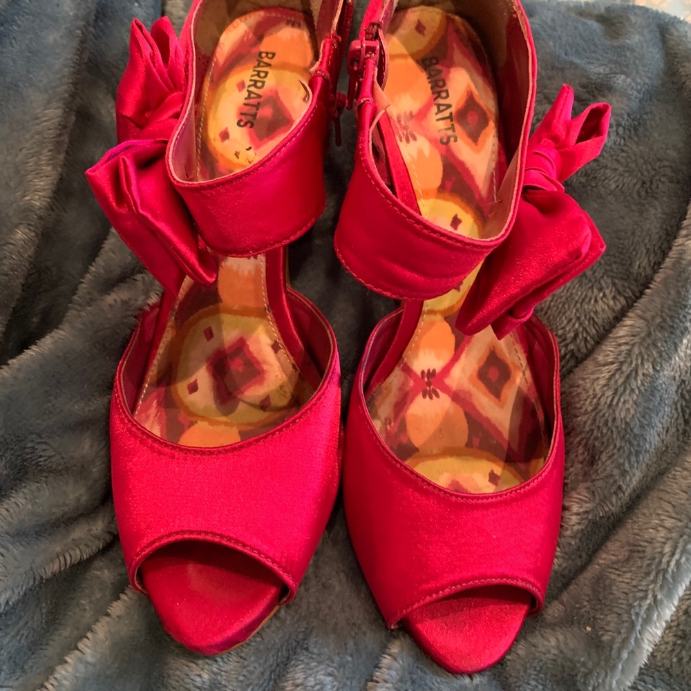 Barratts fuchsia satin bow peep toe heels, 9